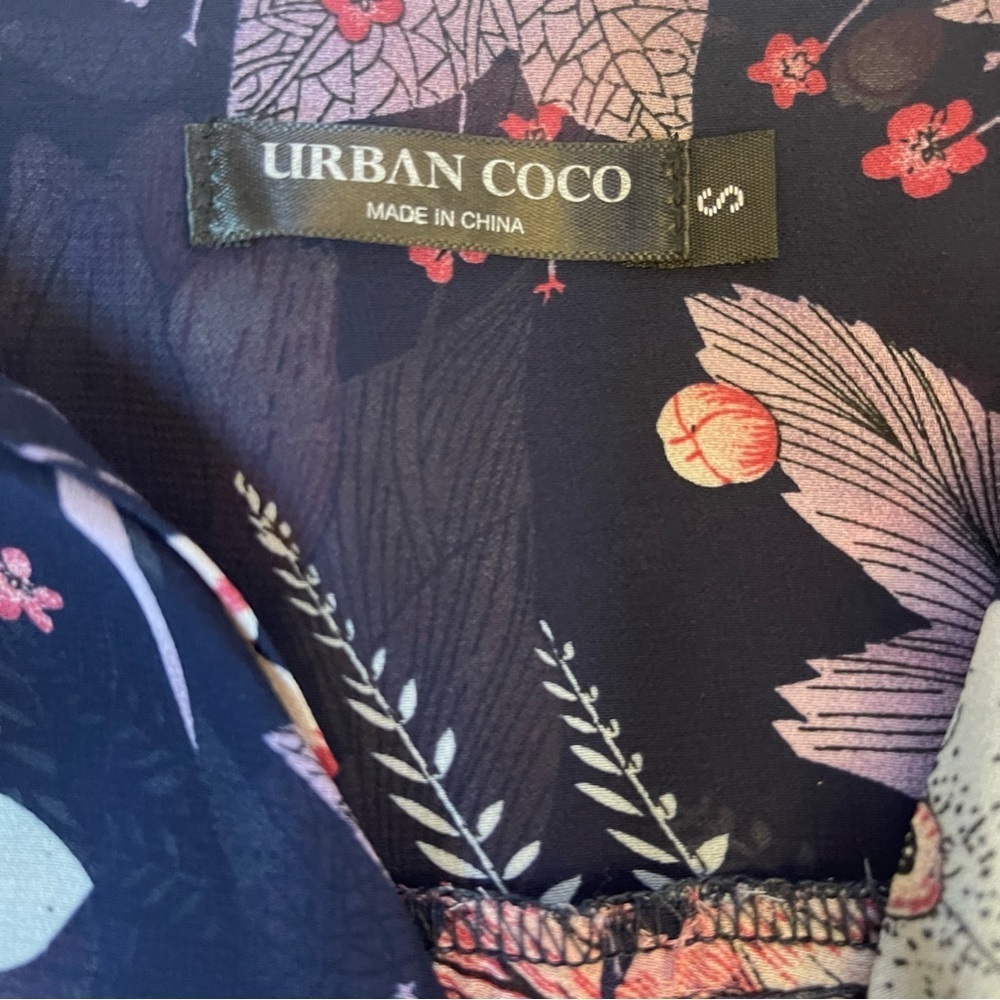 Urban Coco Semi-Sheer Navy Floral Print Blouse Women’s Medium Boho - Picture 6 of 10